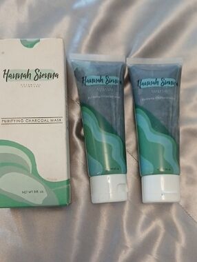 Set Of 2 Purifying Charcoal Mask - By HANNAH SIENNA
